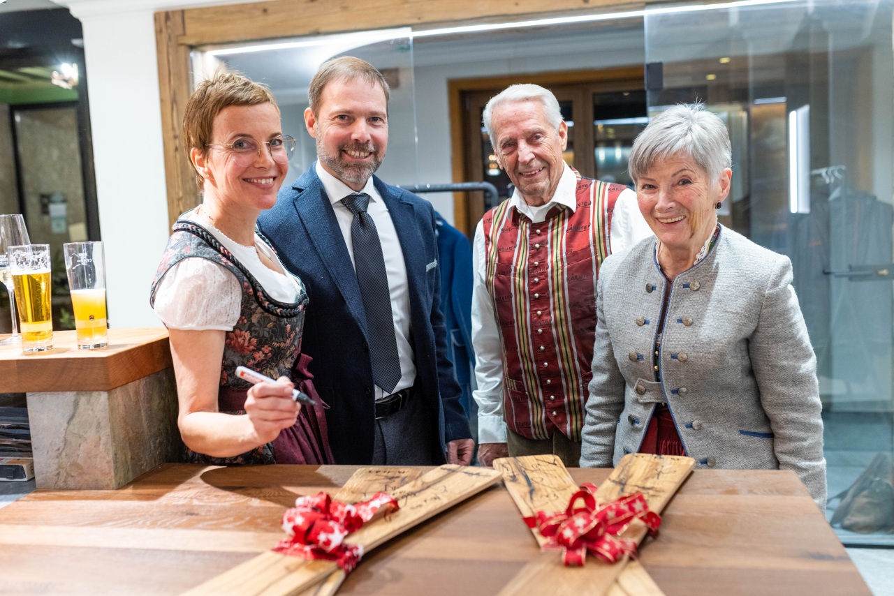kaerntnerhof pre opening