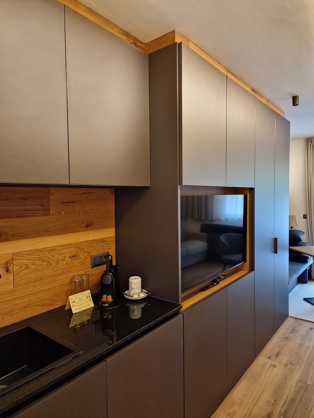 20240617_140956-OPTI Zimmer Kamille Hotel Kaerntnerhof Heiligenblut