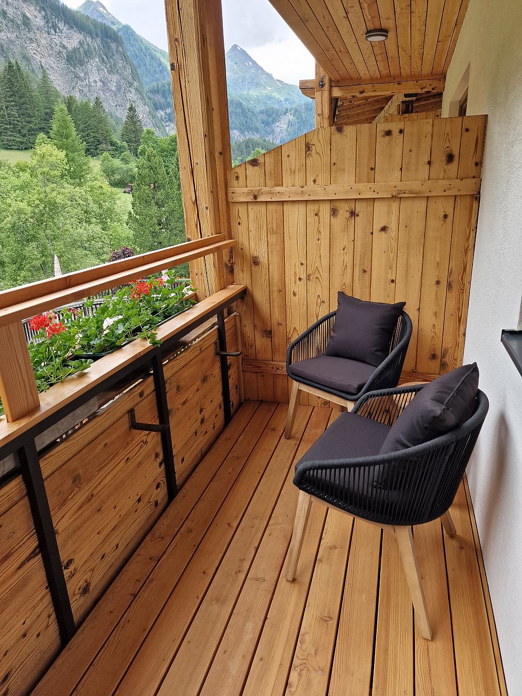 20240617_141109-OPTI Zimmer Kamille Hotel Kaerntnerhof Heiligenblut