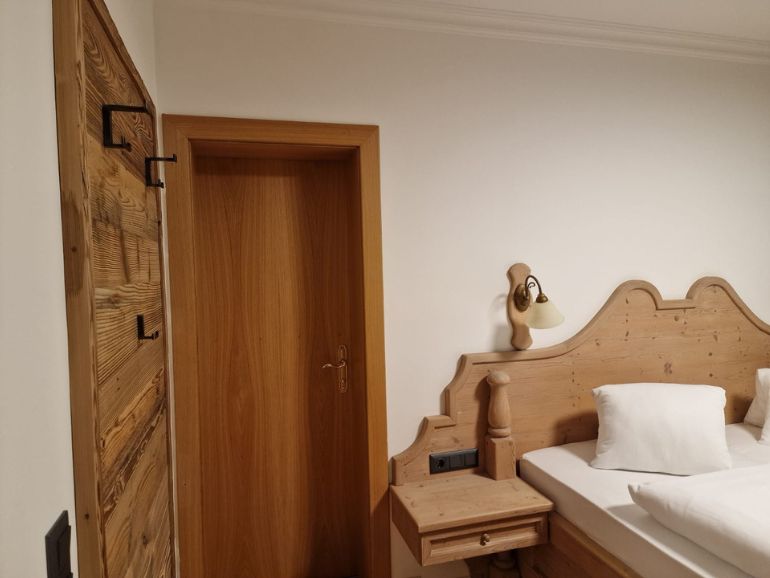 Verbindungszimmer zu Suite Kärnten Hotel Kärntnerhof Heiligenblut